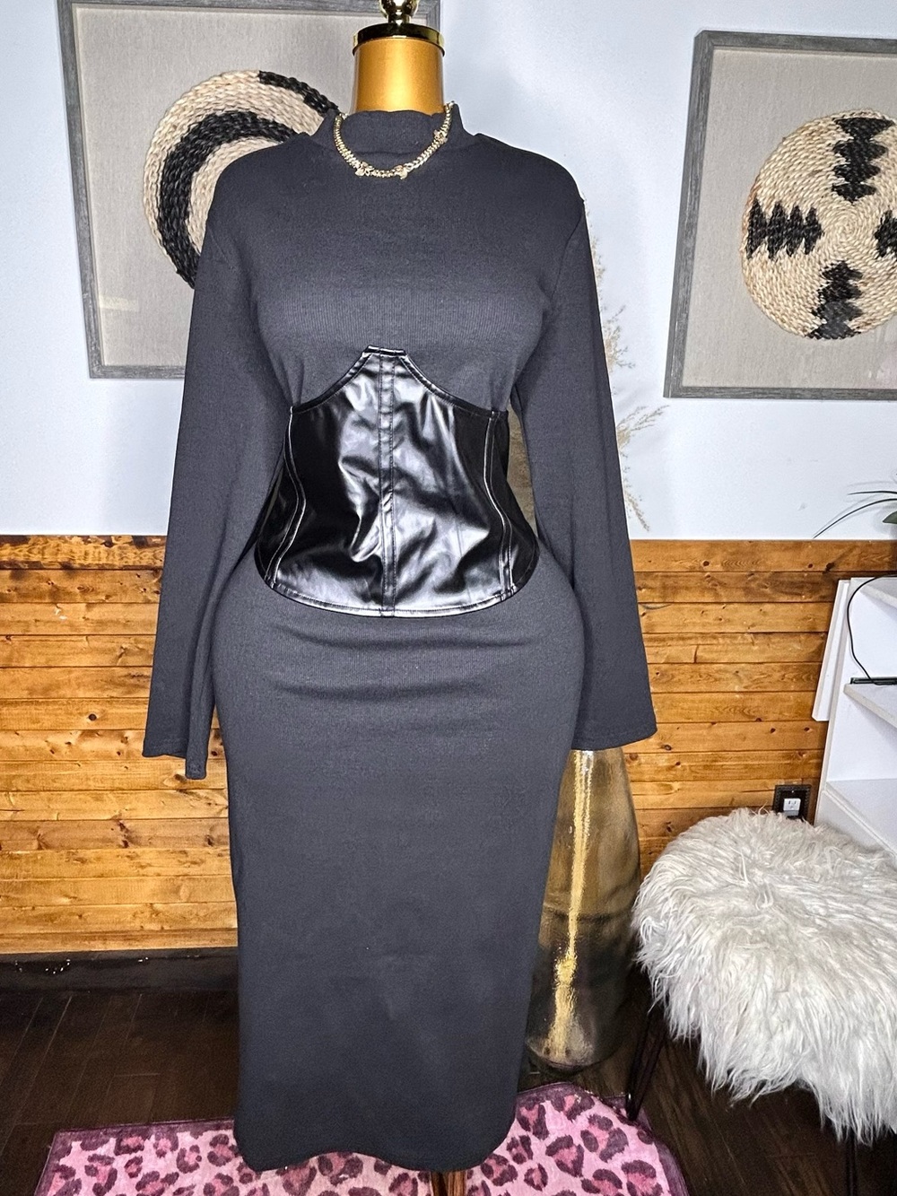 Snatched at the Waist Curvy Plus Size Midi Dress Faux Leather Corset Detail - Picture 4 of 4